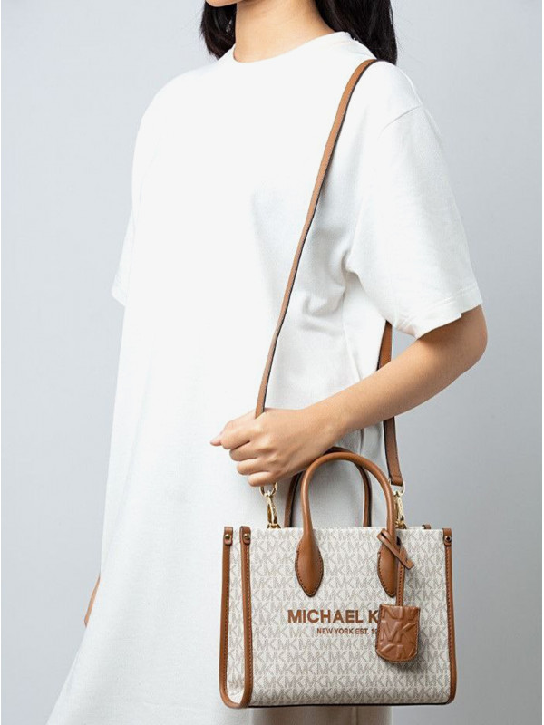 Сумка Michael Kors Mirella Crossbody 35F2G7ZC5B VANILLA Small Сумка Michael Kors Mirella Crossbody 35F2G7ZC5B VANILLA Small