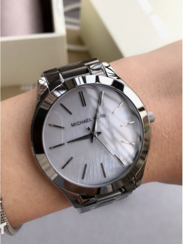 Часы Michael Kors Runway Серые MK3413 Часы Michael Kors Runway Серые MK3413